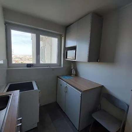Flat With Tour Eiffel View And Montmartre פריז