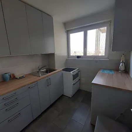 Flat With Tour Eiffel View And Montmartre Apartment
